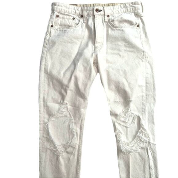 Rag & Bone White Rosa Mid Rise Boyfriend Fit Jeans Destroyed Knees size 26 waist - Picture 2 of 16
